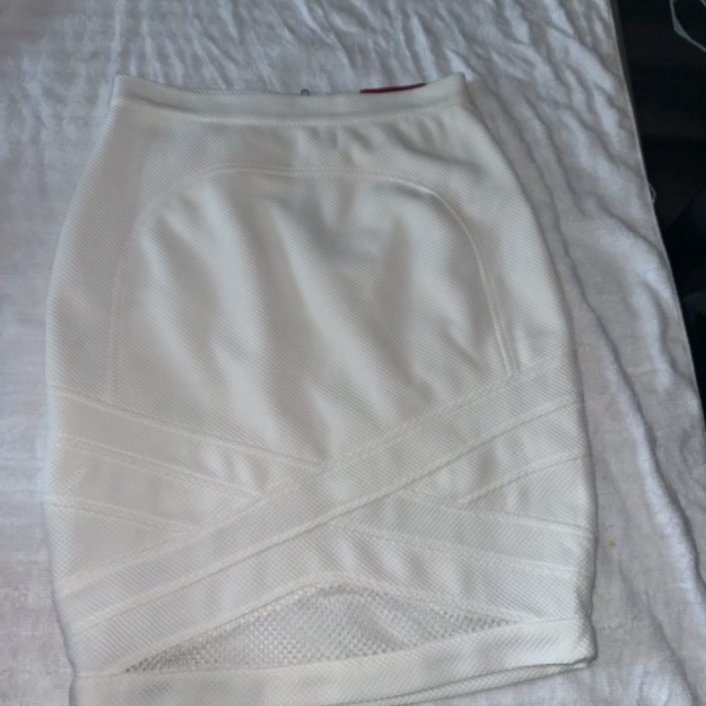 Elegant White Pencil Skirt